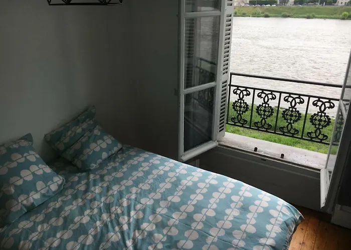 5 Quai de l\'Abbé Grégoire